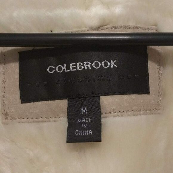 Colebrook Leather Fleece-Lined Embroidered Vest - Picture 4 of 6